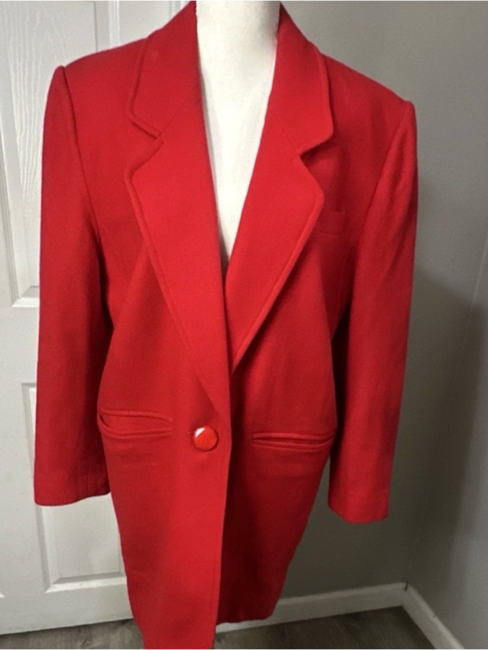 Women's Red Single-Button Blazer Jacket